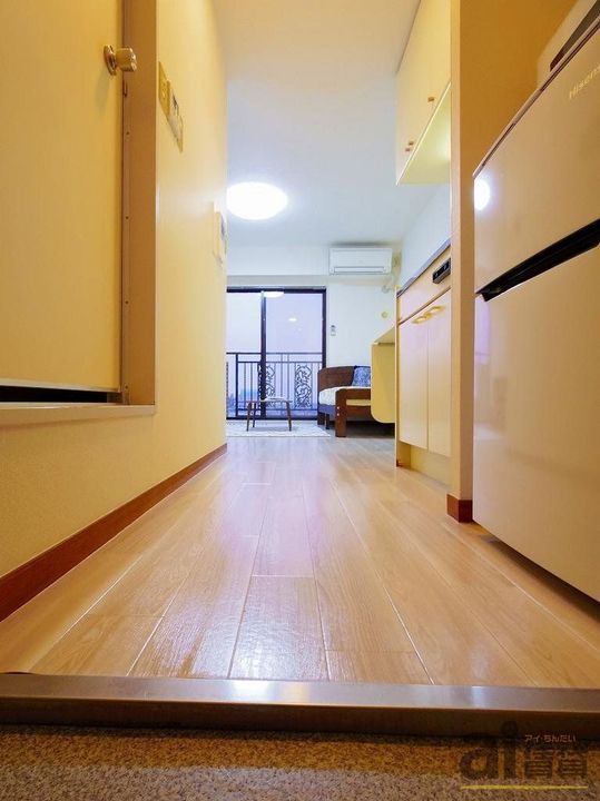 東京都小平市小川東町5(マンション)の賃貸物件の玄関