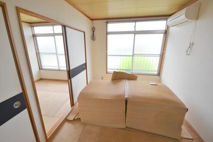 山田コーポ S棟の居間