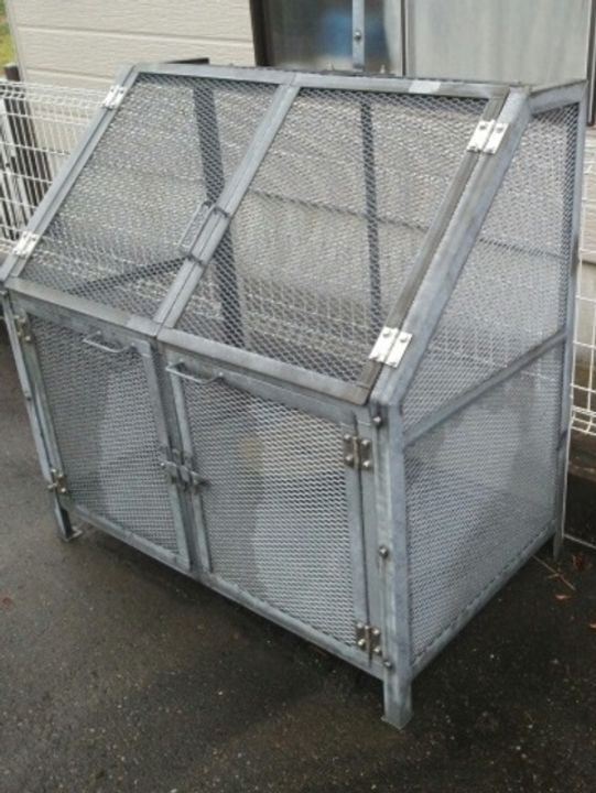 セレブリティーの内装