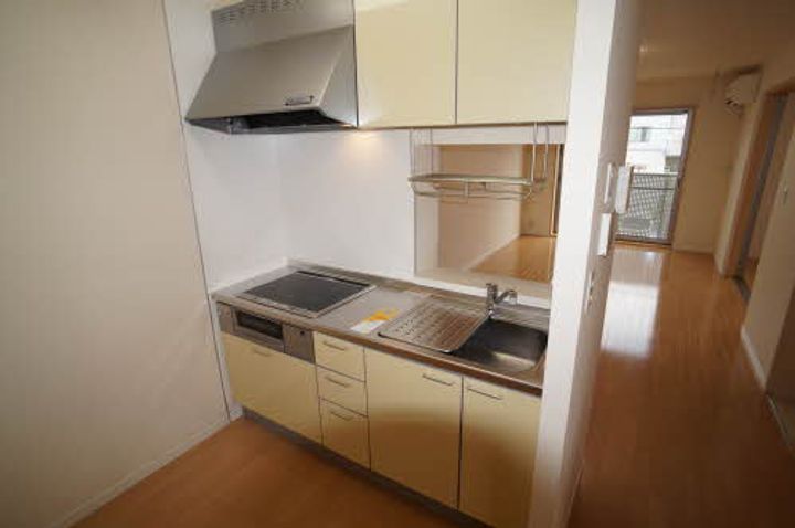 山形県山形市嶋南2(マンション)の賃貸物件のキッチン