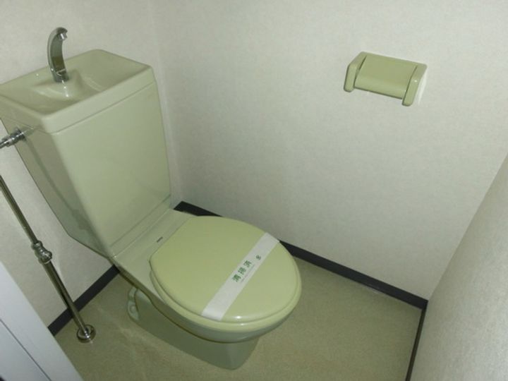 TOURE DE L‘AUBEの内装