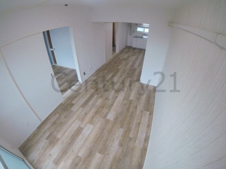 神田マンションの居間
