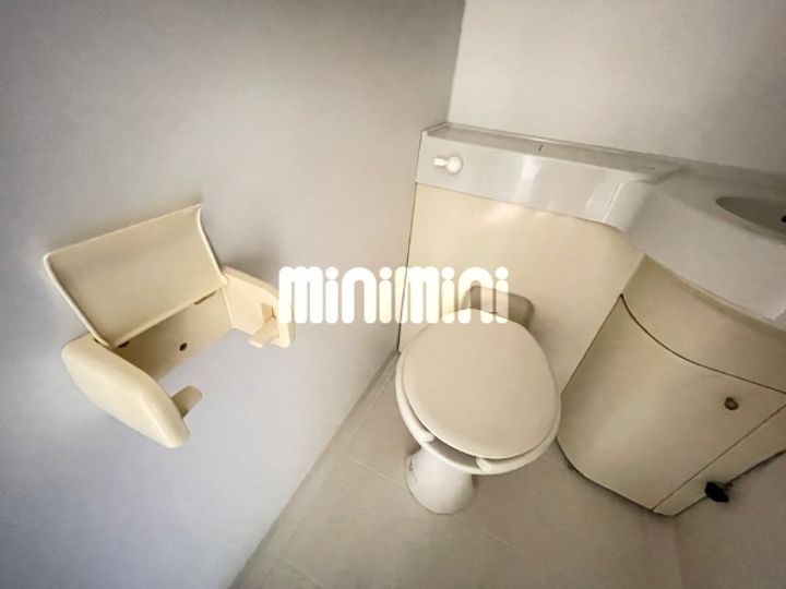 すが弥ビルの内装