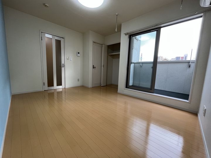 クレフラスト仙台駅北の居間