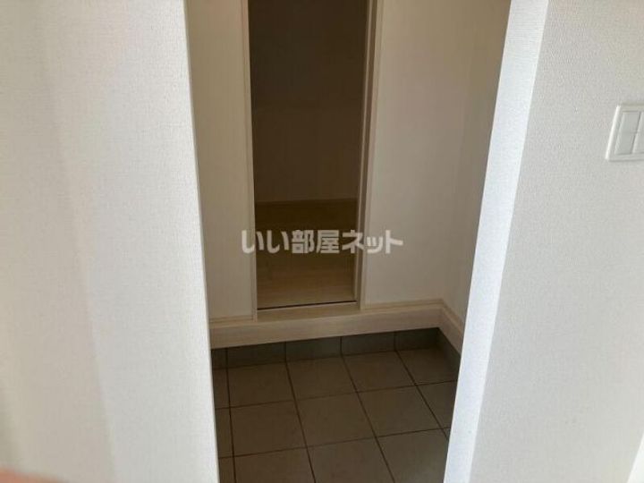 東京都府中市四谷4(一戸建)の賃貸物件の玄関