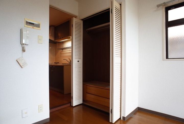 パラドール魚住IIの内装