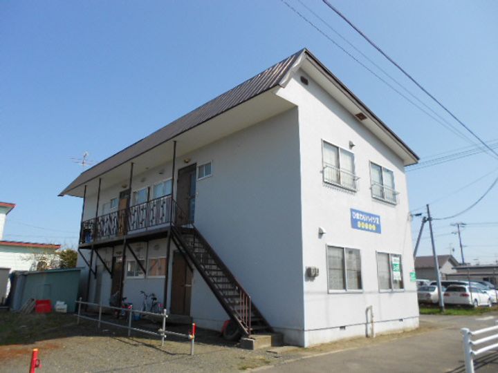 ひまわりハイツII(鳥取北)の外観
