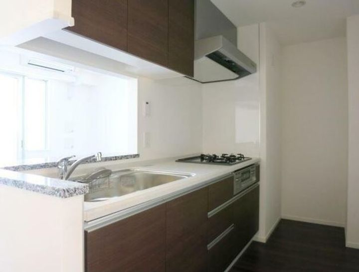 東京都目黒区青葉台1(マンション)の賃貸物件のキッチン