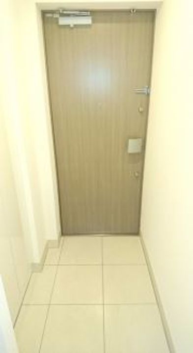 東京都目黒区青葉台1(マンション)の賃貸物件の玄関