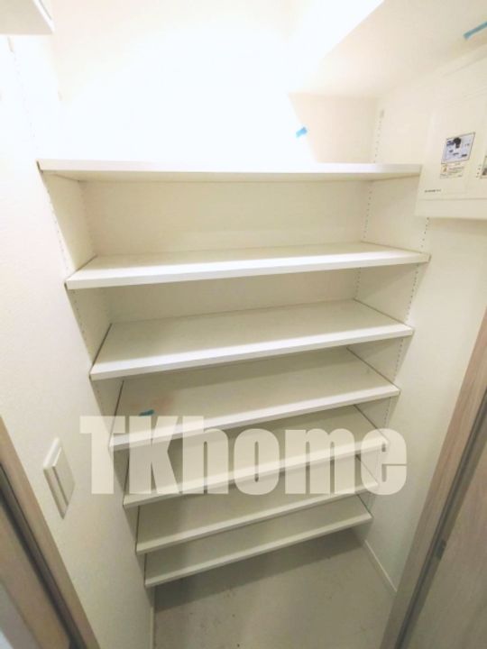 エミリブ鷺ノ宮の内装