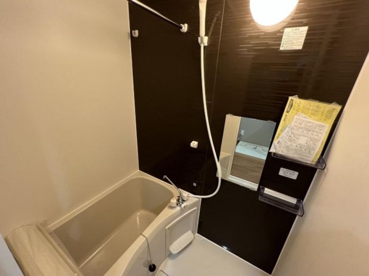 神奈川県横浜市旭区鶴ケ峰本町1(アパート)の賃貸物件の風呂