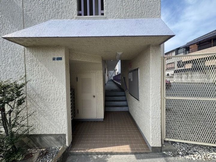 大阪府吹田市岸部中1(マンション)の賃貸物件の地図