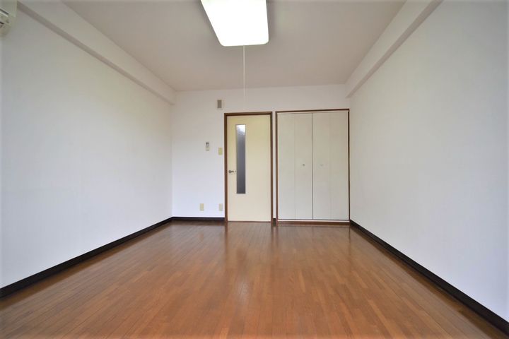 イーストハイムの居間