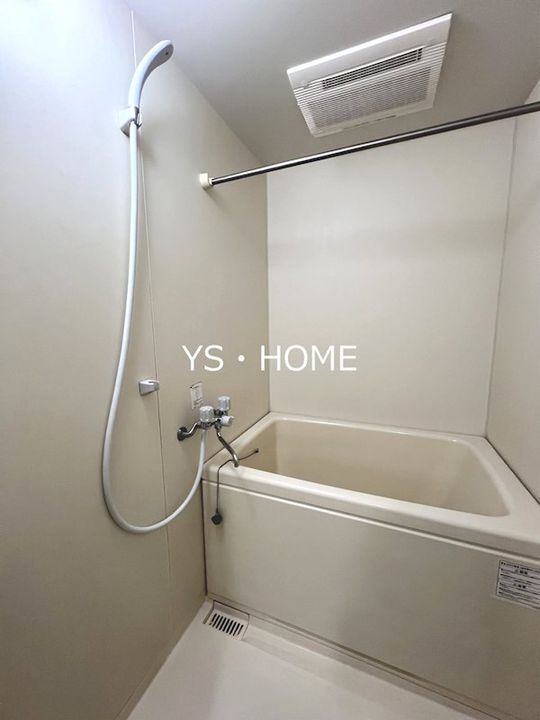 コントラーダ ウノの風呂