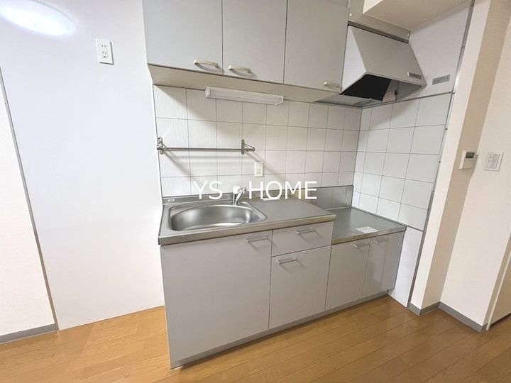 コントラーダ ウノのキッチン