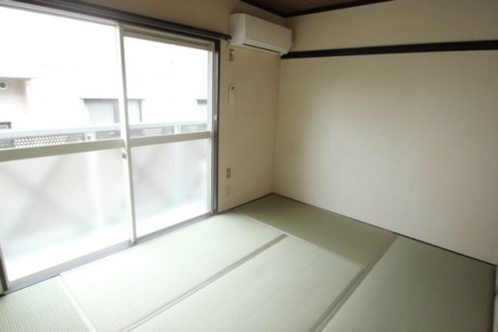 メゾン海老園 B棟の内装