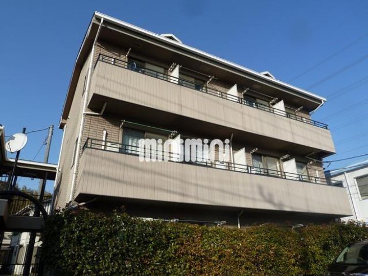 ルミナスナガセの外観