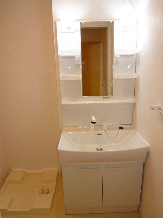 メゾン薬師堂IIIの内装