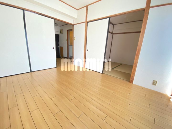 第3吉岡マンションの居間