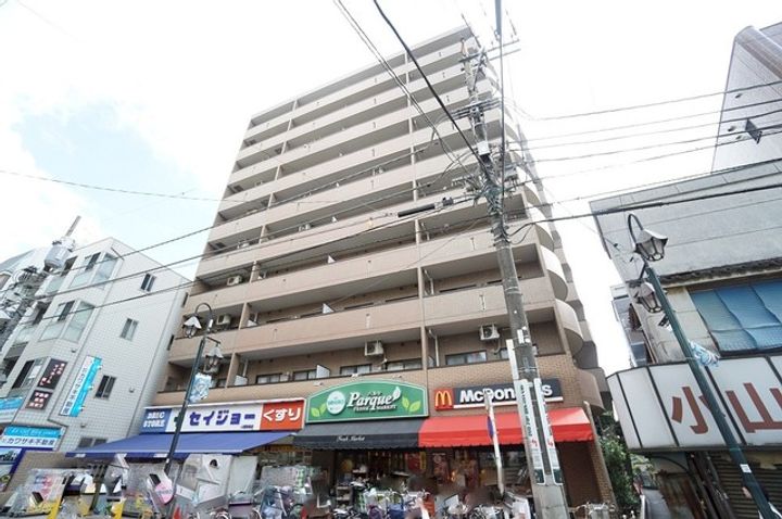 メゾンドシャングリラAの外観