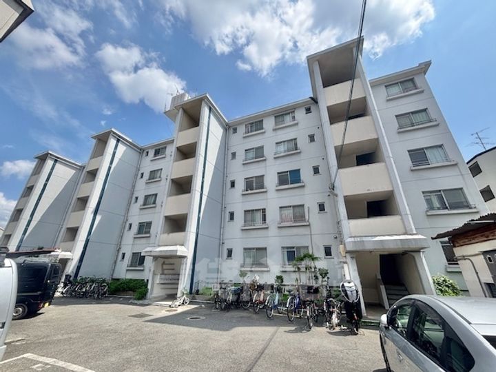 大阪府茨木市星見町(マンション)の賃貸物件の外観