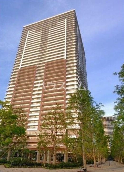 ロイヤルパークスタワー南千住の外観