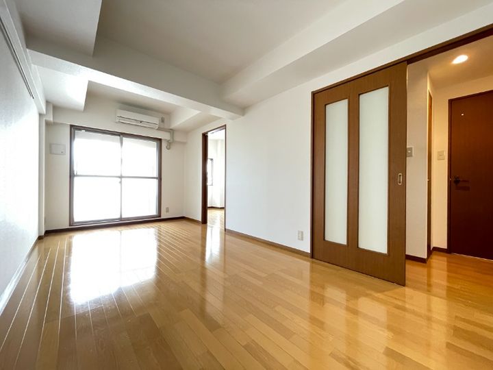 東京都港区高輪1(マンション)の賃貸物件の居間