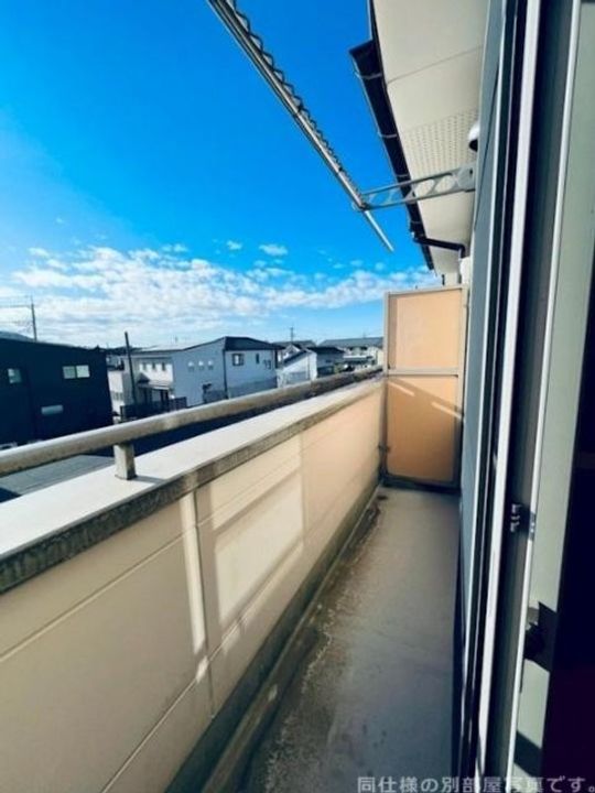 シュトラーセ割前の内装