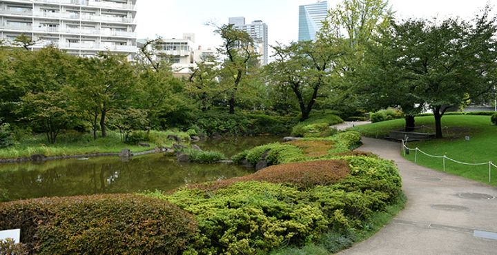 LaLa Nishiazabuの周辺