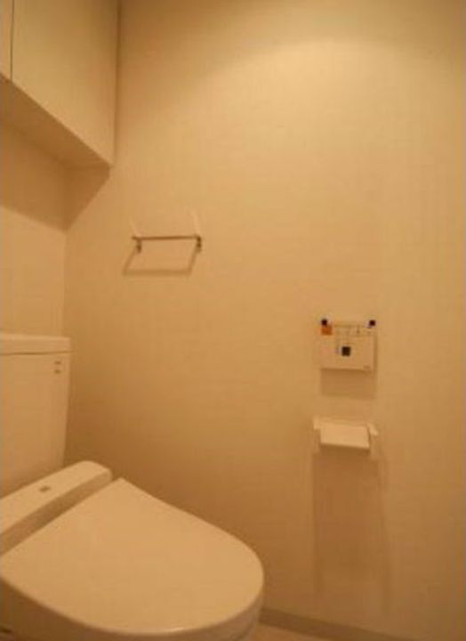 White Tower Hamamatsuchoの内装