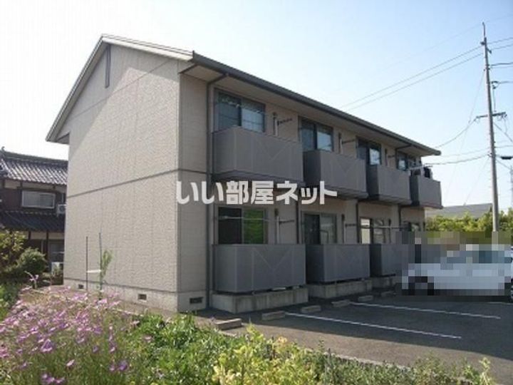 シャーメゾンウエストの外観