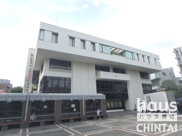 シャトウアドニスの周辺