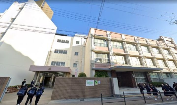 グリッター沢ノ町の周辺