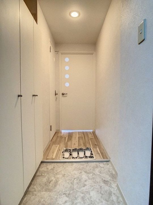 北海道札幌市中央区南六条西23(マンション)の賃貸物件の玄関