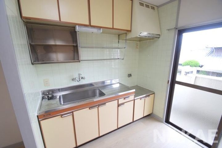徳島県阿南市見能林町志んじやく(マンション)の賃貸物件のキッチン