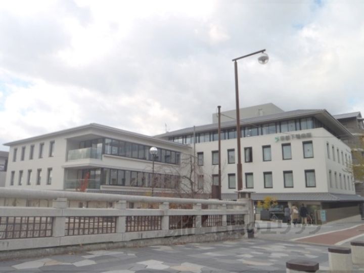 シューパレスの周辺