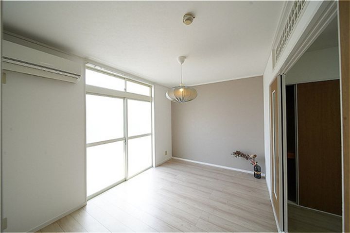 リブレ山本の居間