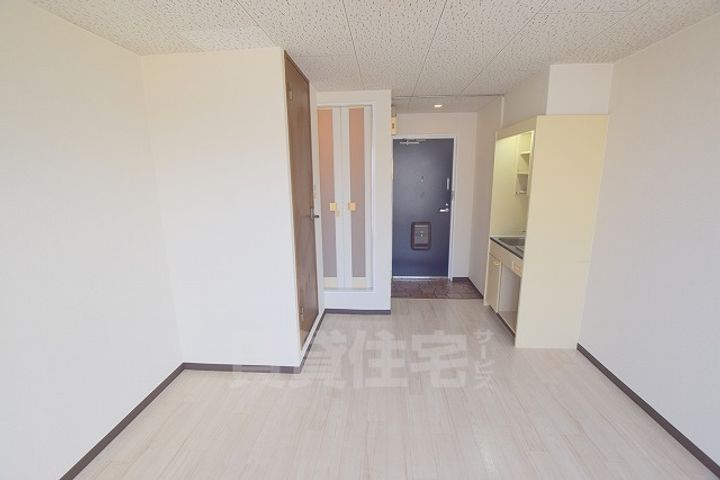 エクセレント上新6の内装