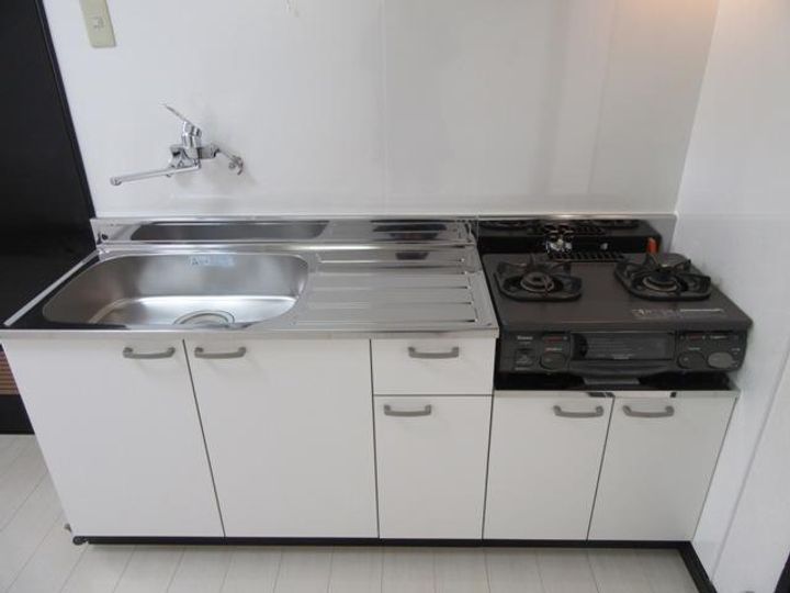 サンライズ山形屋のキッチン