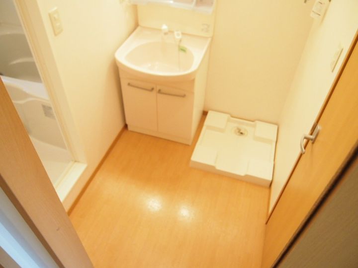 ADESSO Cの内装