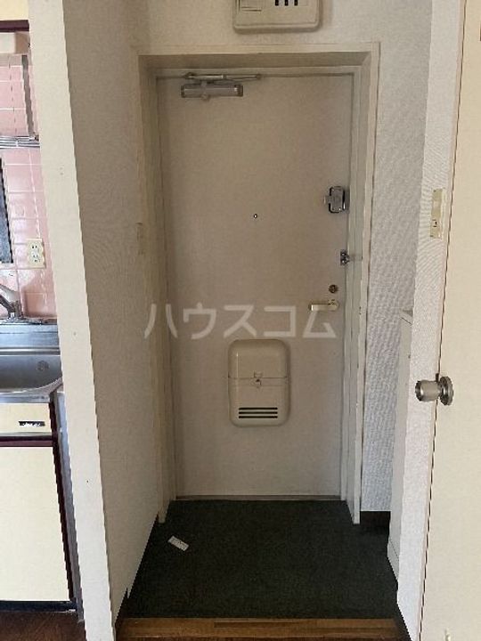 ラフィーネ中町の玄関