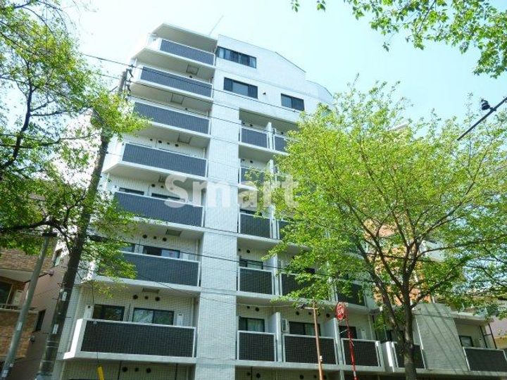 東京都中野区松が丘2(マンション)の賃貸物件の外観