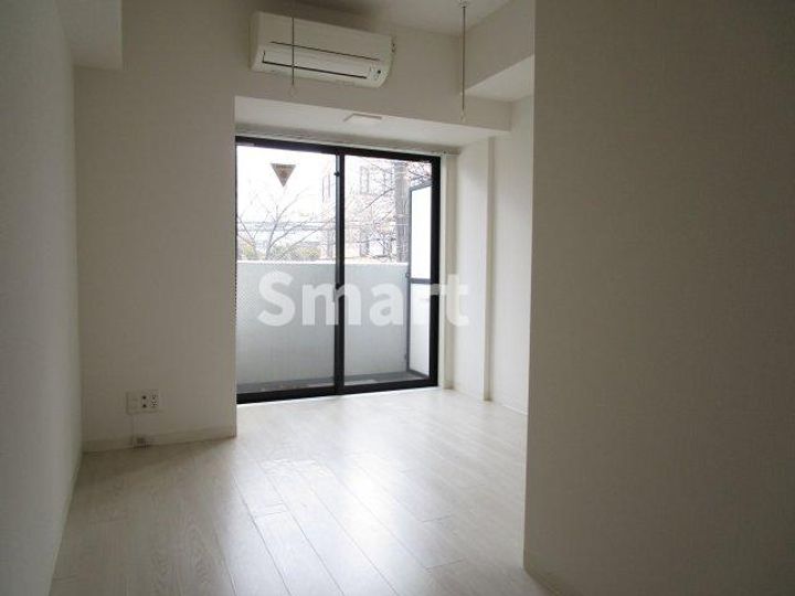 東京都中野区松が丘2(マンション)の賃貸物件の居間