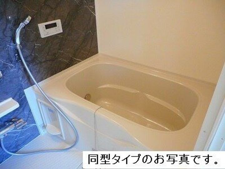 ラフレシール クワトロの風呂