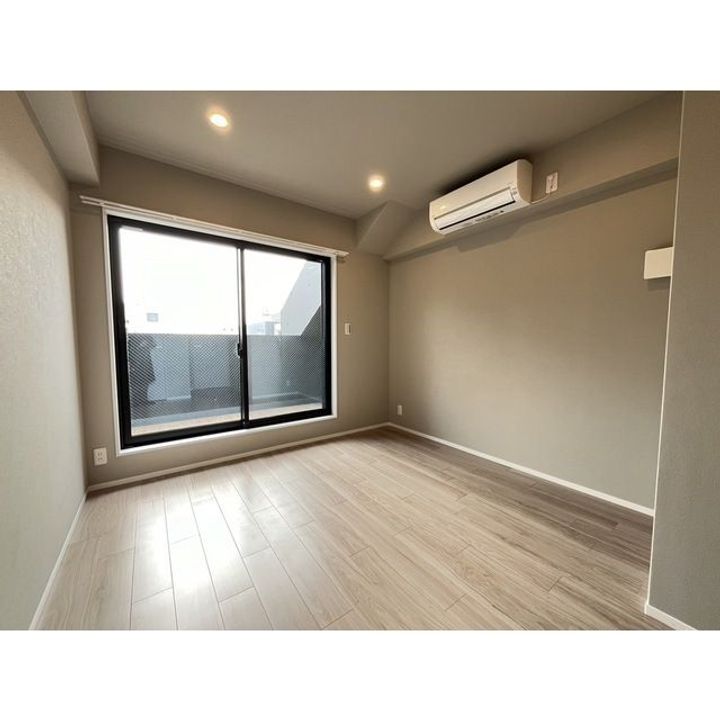 STANDZ京都駅西の居間