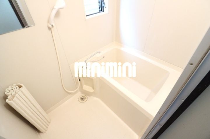 生麦鶴神ハイツの風呂