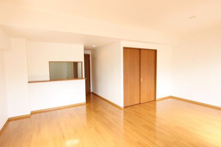 トロルリーベの居間