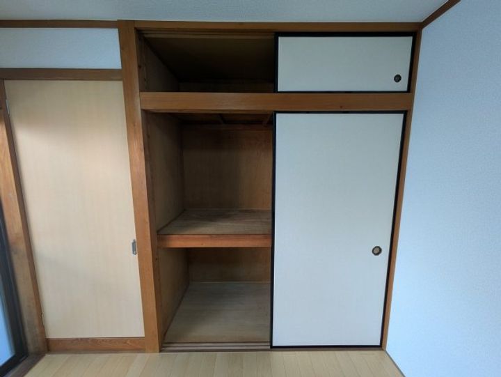 ハイツ三本の内装