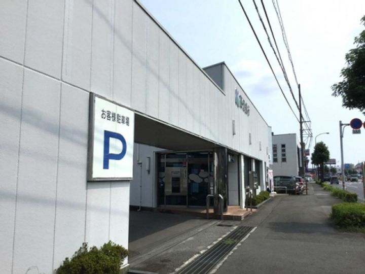 ハイツ三本の周辺