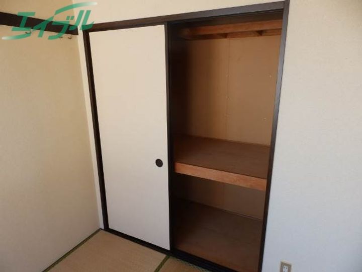 メゾン船江の内装
